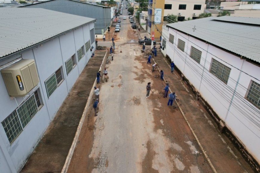 Nova Serrana registrou 100 milímetros de chuva na terça-feira, segundo Defesa Civil; reparos são feitos em pontos críticos