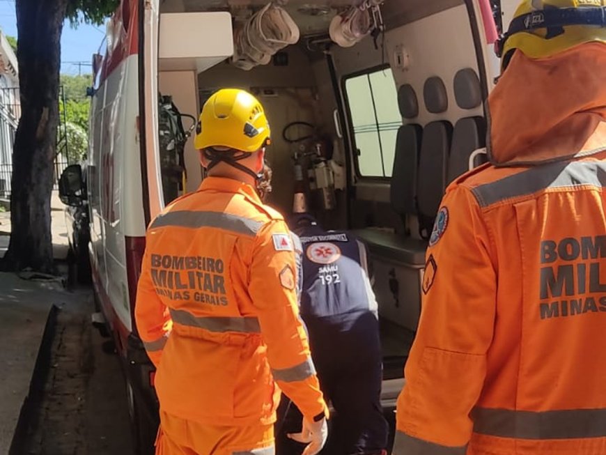 Homem fica ferido ao cair de telhado metálico enquanto trabalhava em Arcos