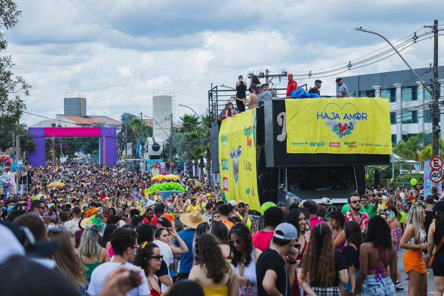 Desfile de blocos e área kids: confira a programação do Pré-Carnaval do Divino, em Divinópolis